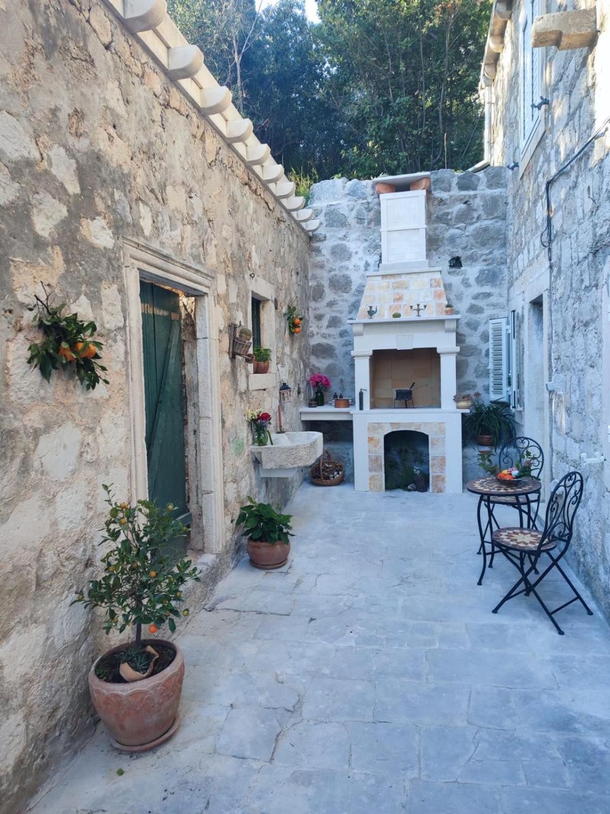 Peaceful House In Dubrovnik Apartment Bagian luar foto