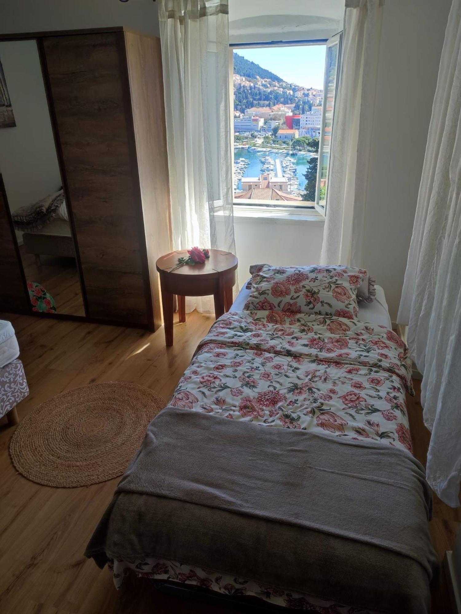 Peaceful House In Dubrovnik Apartment Bagian luar foto
